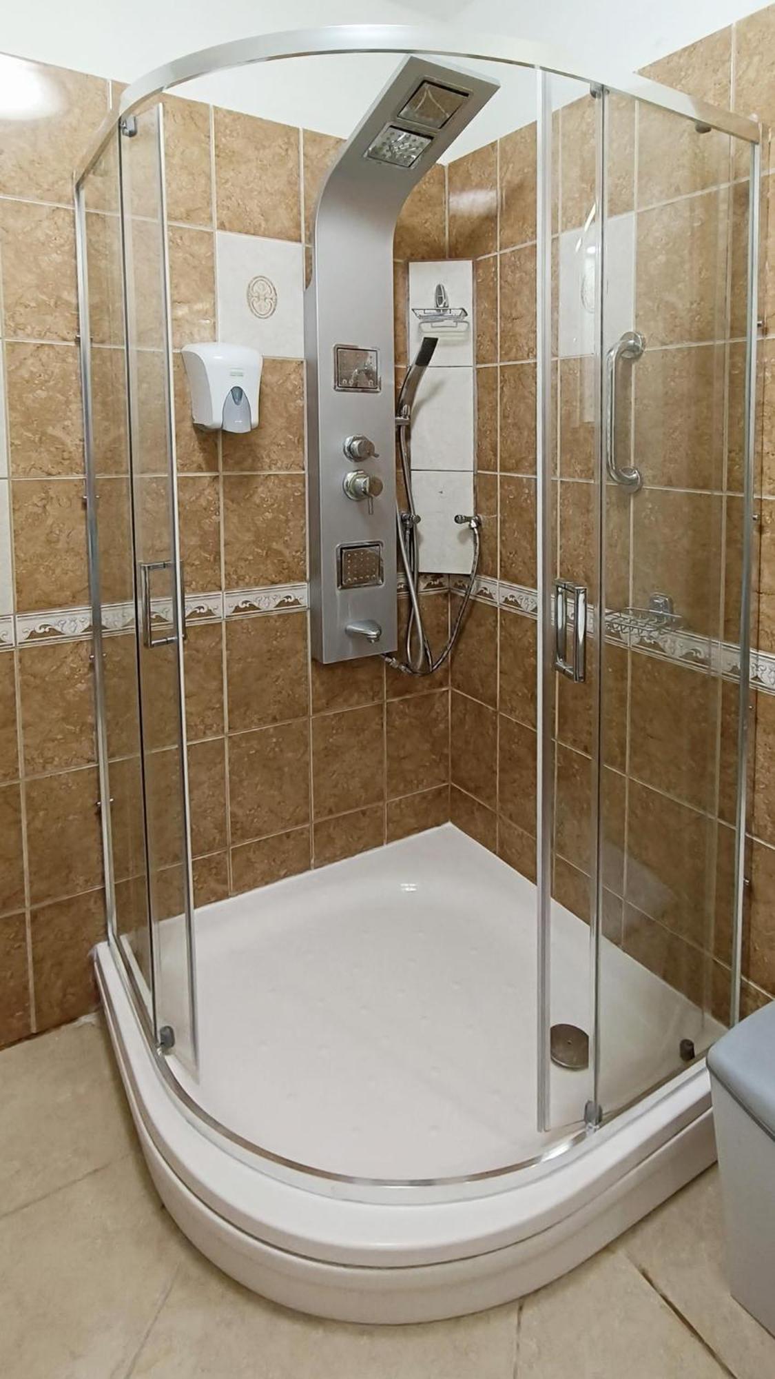 Balcony Apartman Сегед Екстериор снимка